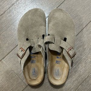 Birkenstock Boston Clog in Taupe size 38